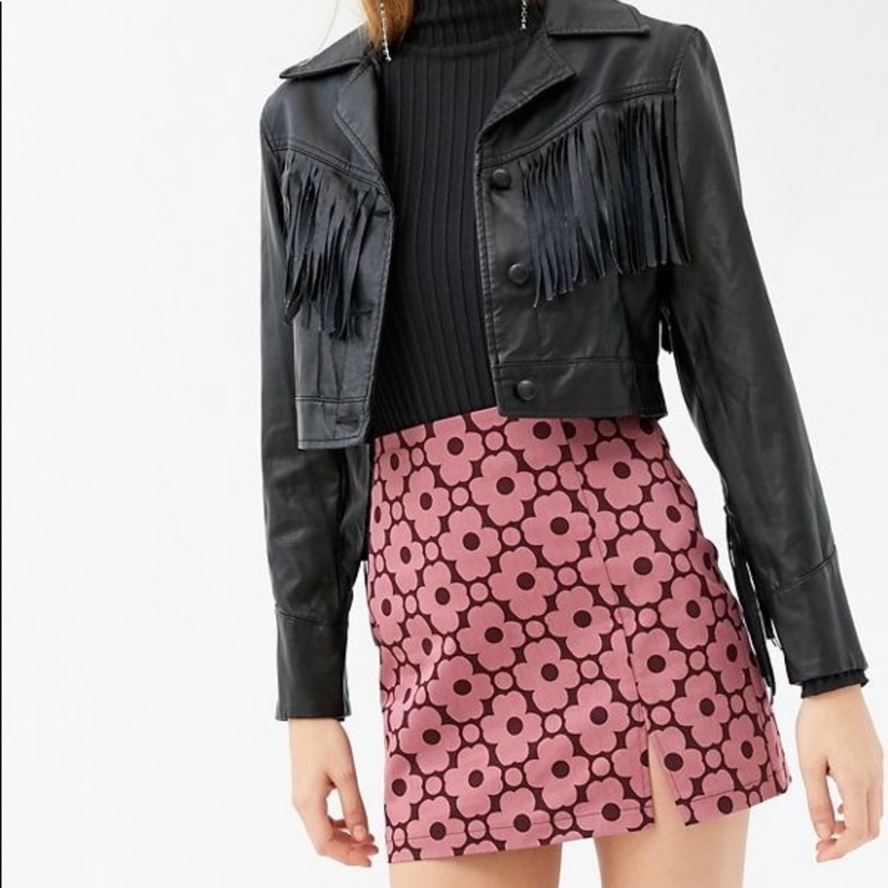 Urban Outfitters Darren Notched Mini Skit